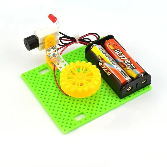 Magnetic Alarm Traffic Light Science Educational Toy DIY Handmade Scientific Experiments Discovery Toys Science Kits Best Gifts for Kids Child