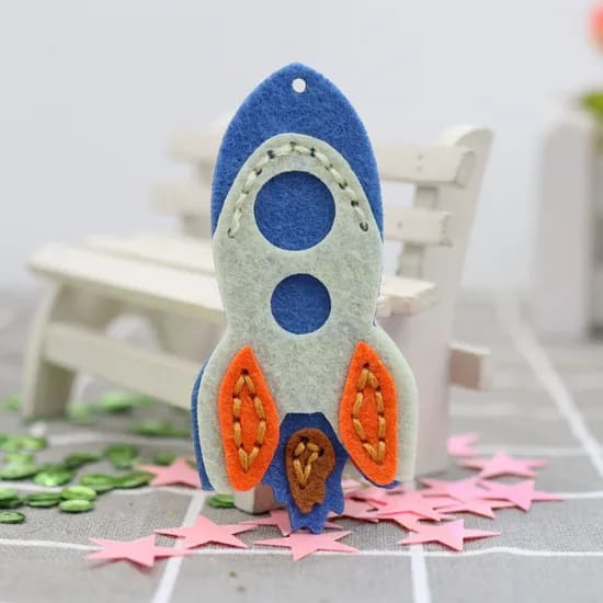 Wholesale Kids Felt Plush Craft Kits DIY Sewing Toys Felt Sewing Kits