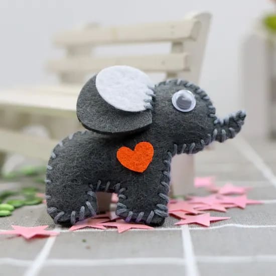 DIY Sewing Kids Toys Felt Sewing Kit Felt Stuffed Animal Craft Kit Customizable Styling